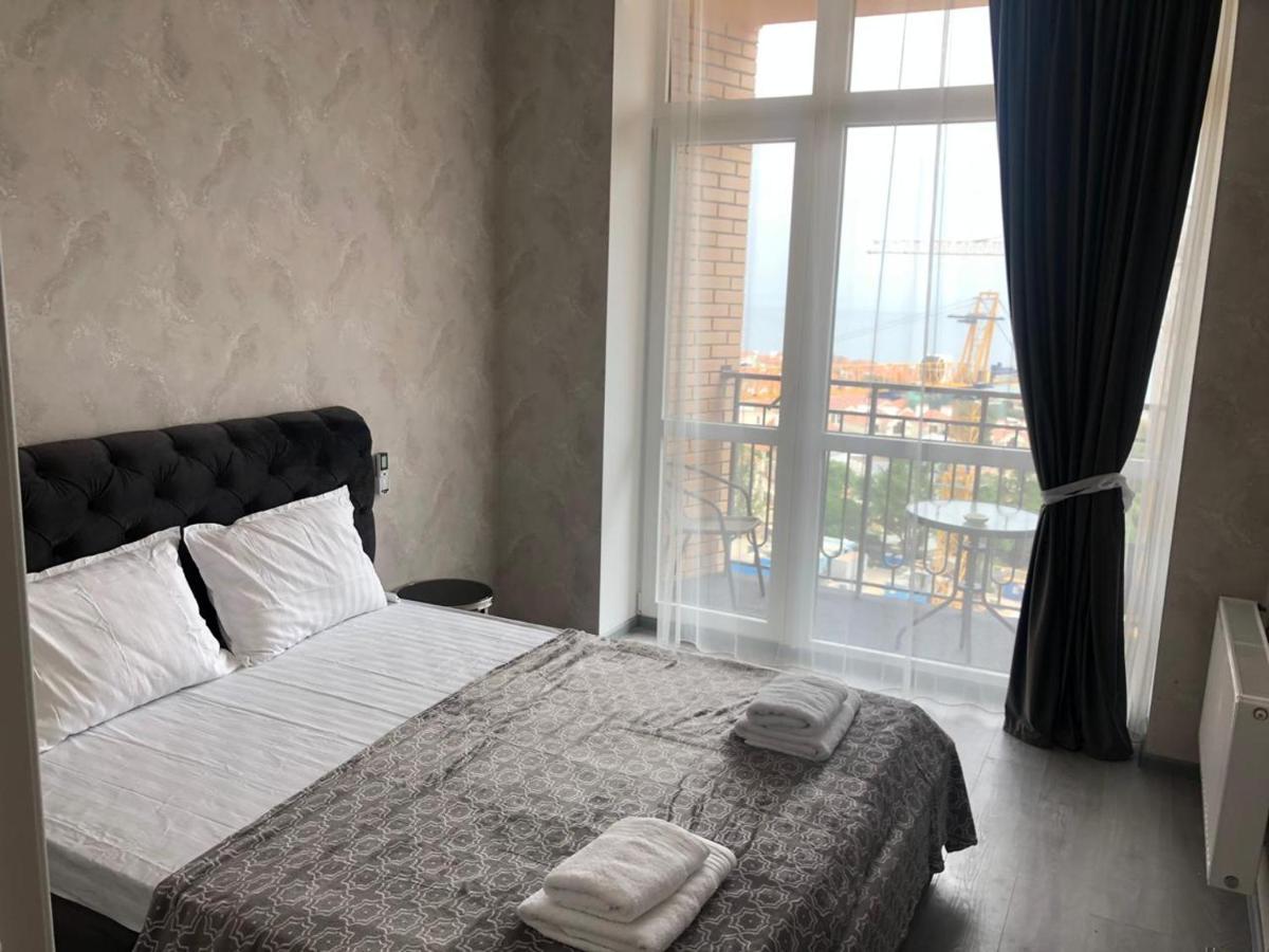 Apartment In Arсadia 2 Bedrooms Odessa Exterior foto